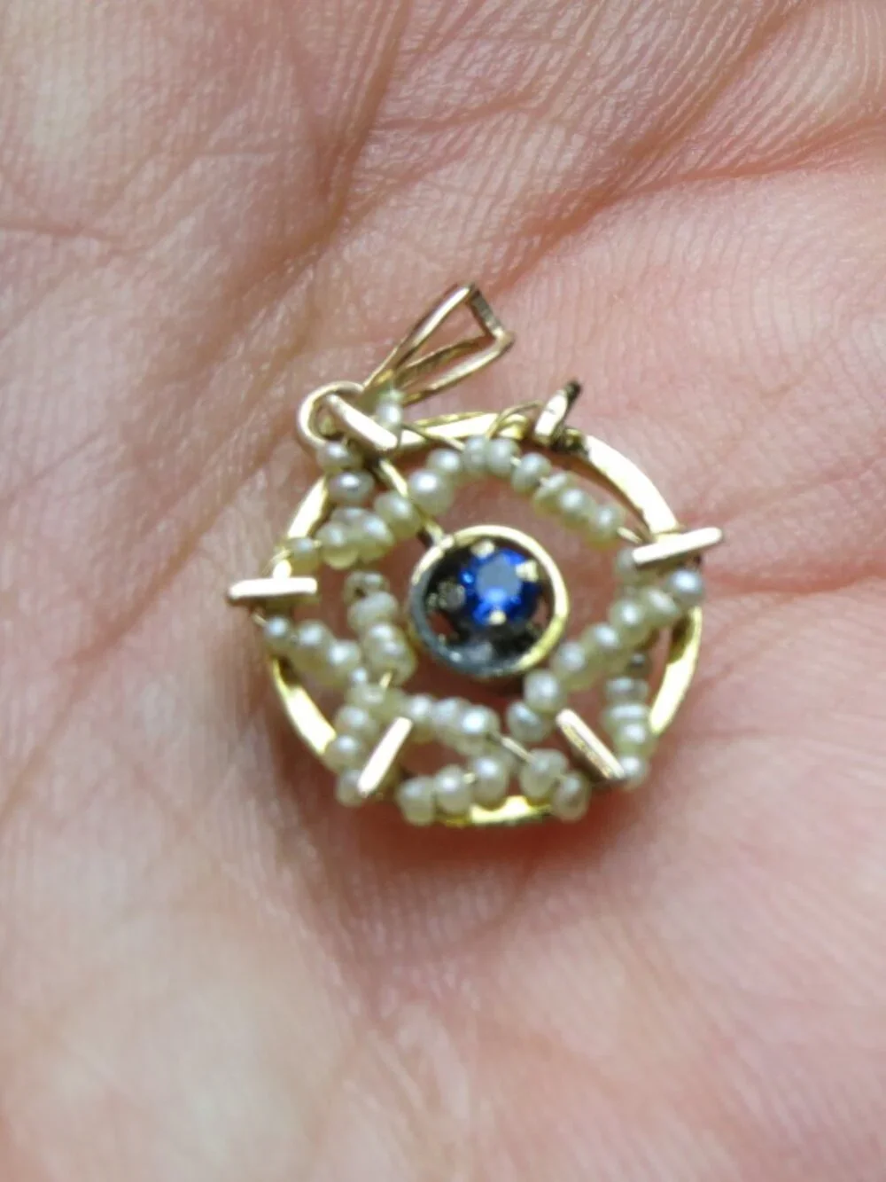 14k Saphire & Pearls Vintage Pendent